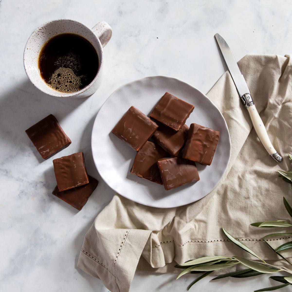 Tasmanian Leatherwood Honeycomb 100g | Milk Chocolate